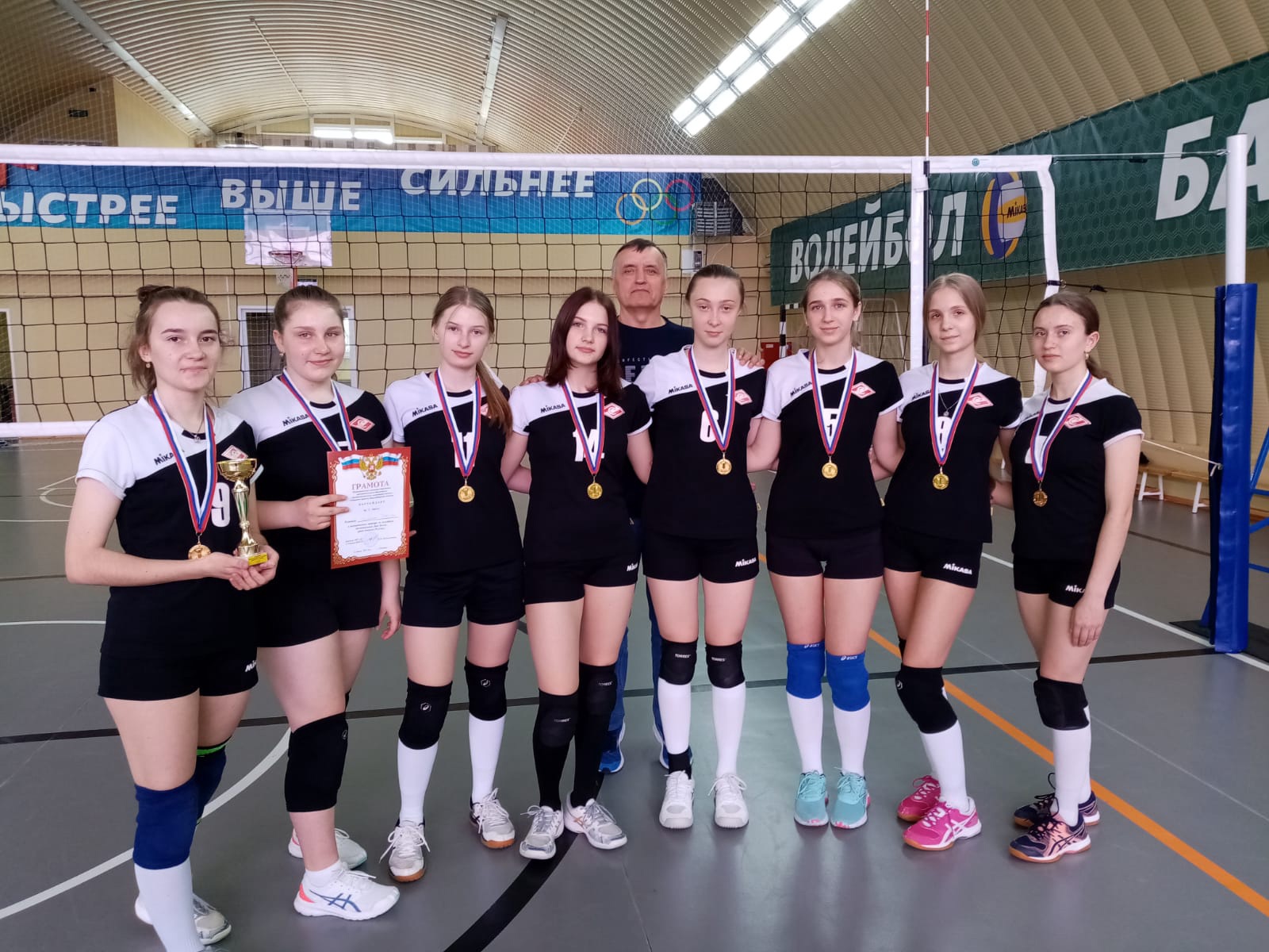 komanda_spartak_dyussh_zanyavshaya_pervoe_mesto_v_mezhrayonnom_turnire_posvyashchennyy_dnyu_zemli_2022_god.jpg